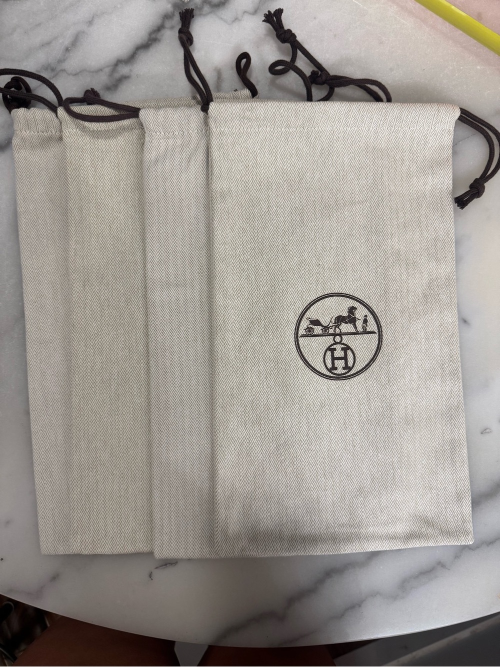 Hermes dustbags X 4